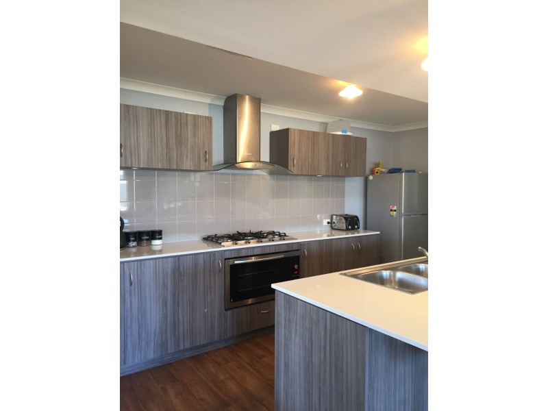 Wattle Grove WA 6107