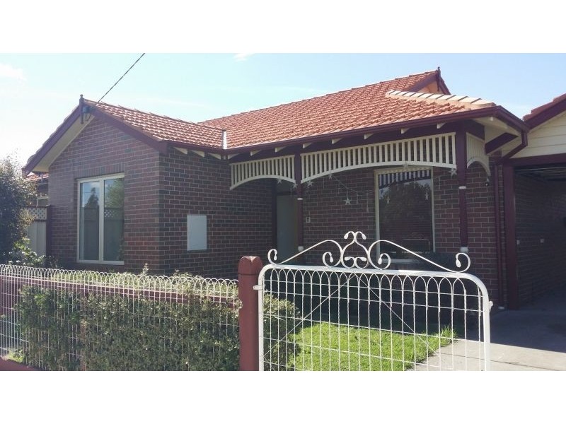 22 Alden St, Sunshine West VIC 3020