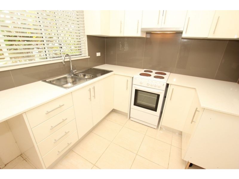 4/66 Little Street, Manunda QLD 4870