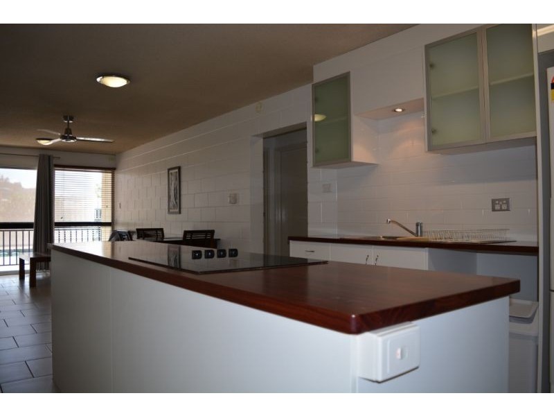 163/8 Eyre Street, North Ward QLD 4810