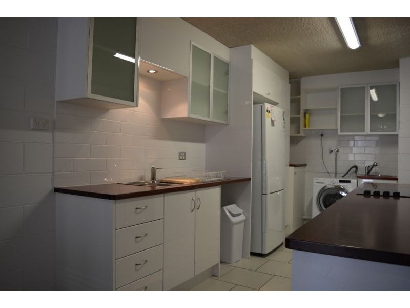 163/8 Eyre Street, North Ward QLD 4810