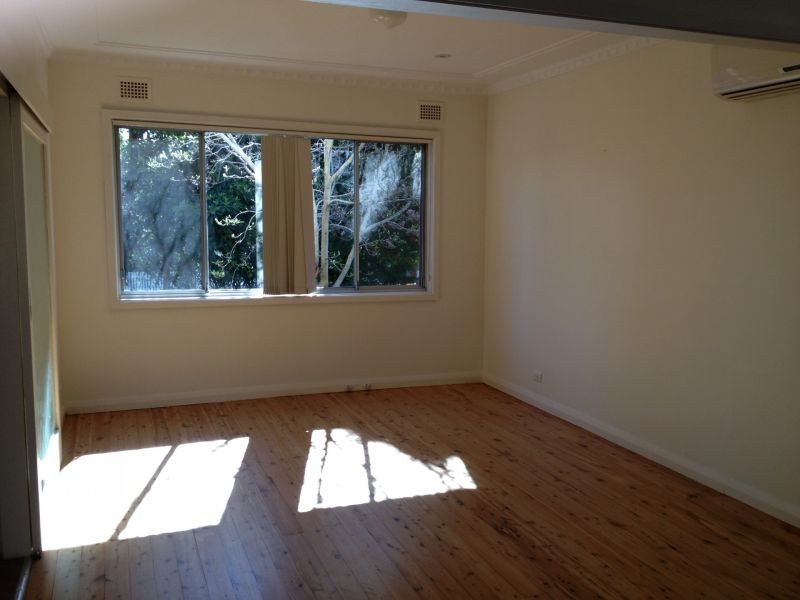 5 Walkom Avenue, Forestville NSW 2087