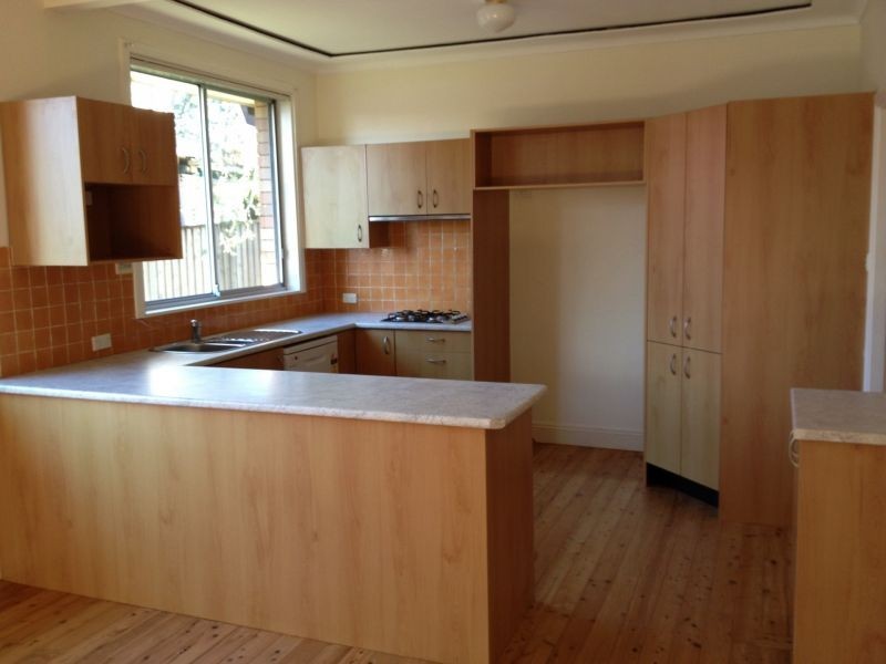 5 Walkom Avenue, Forestville NSW 2087