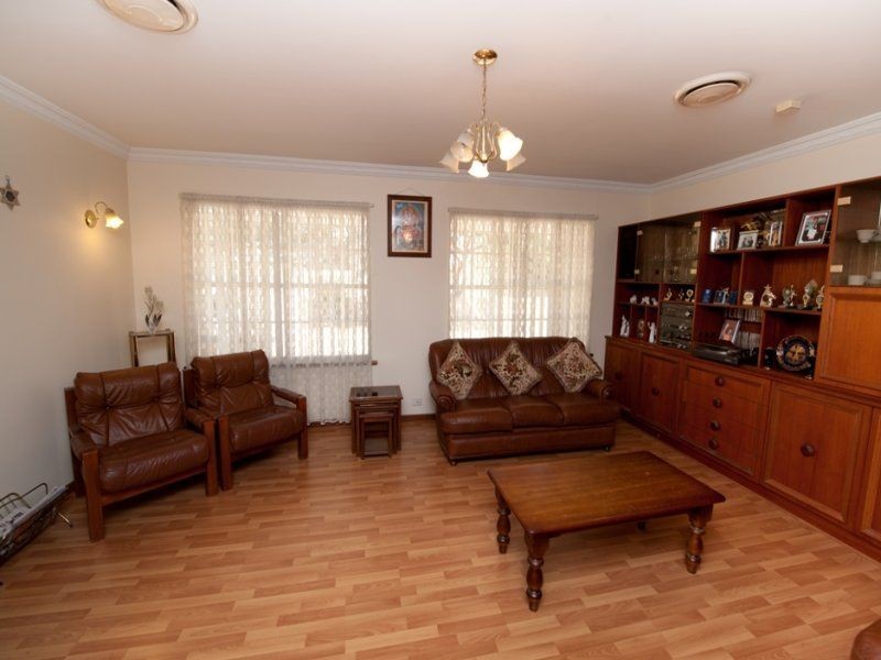 25a Arundel Street, Vale Park SA 5081