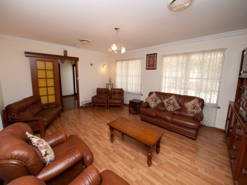 25a Arundel Street, Vale Park SA 5081