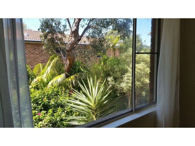 4/44 Redman Avenue, Thirroul NSW 2515