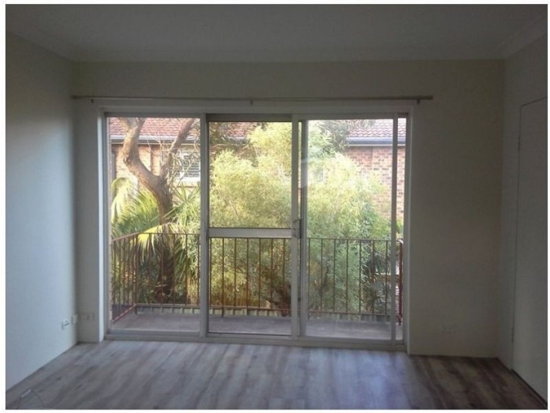 4/44 Redman Avenue, Thirroul NSW 2515