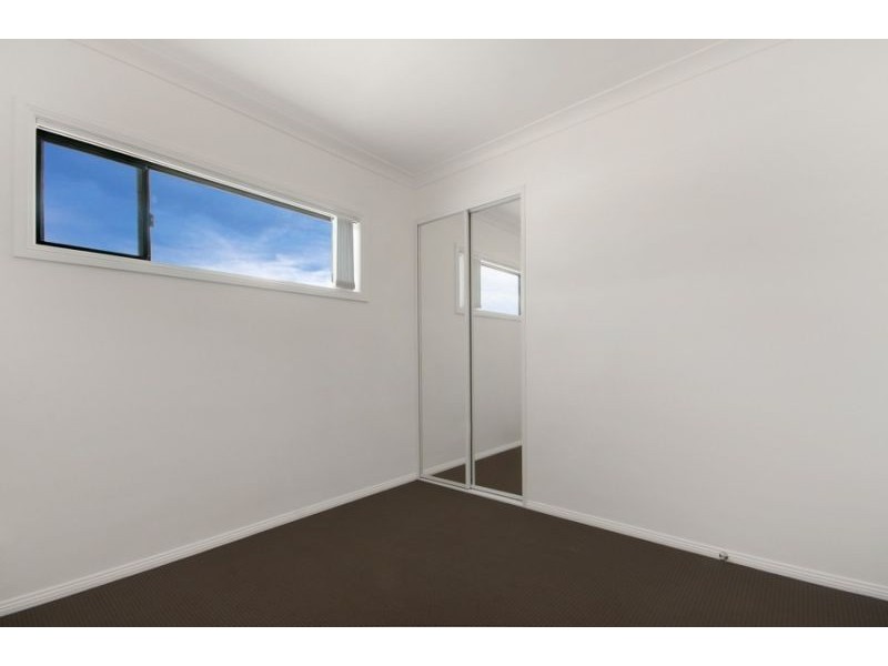 1/8 Ruddock St, Corrimal NSW 2518