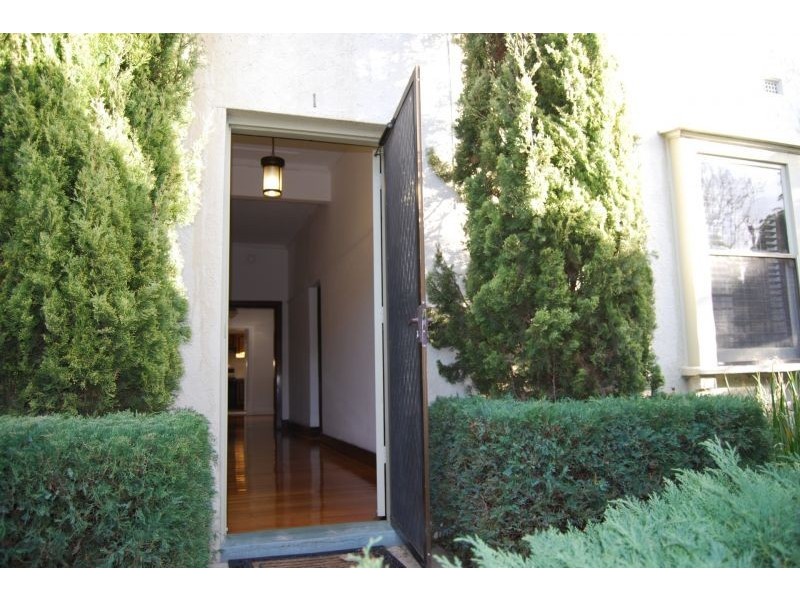 1/100 Barkers Road, Hawthorn VIC 3122