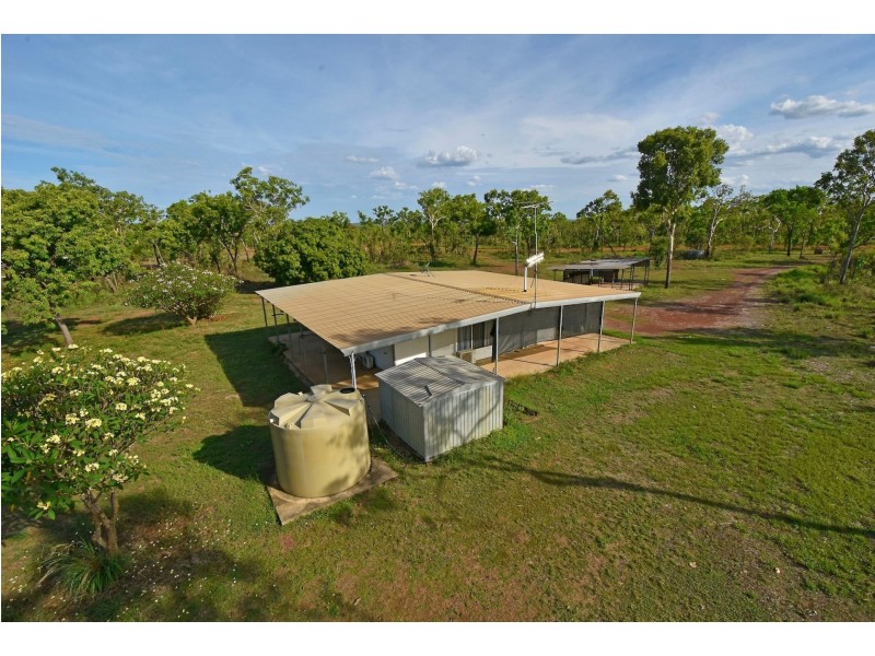 Acacia Hills NT 0822
