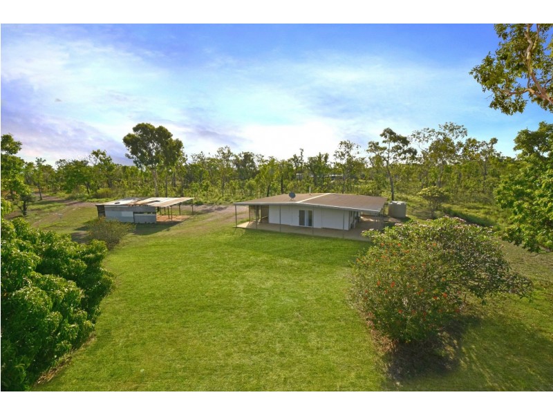 Acacia Hills NT 0822