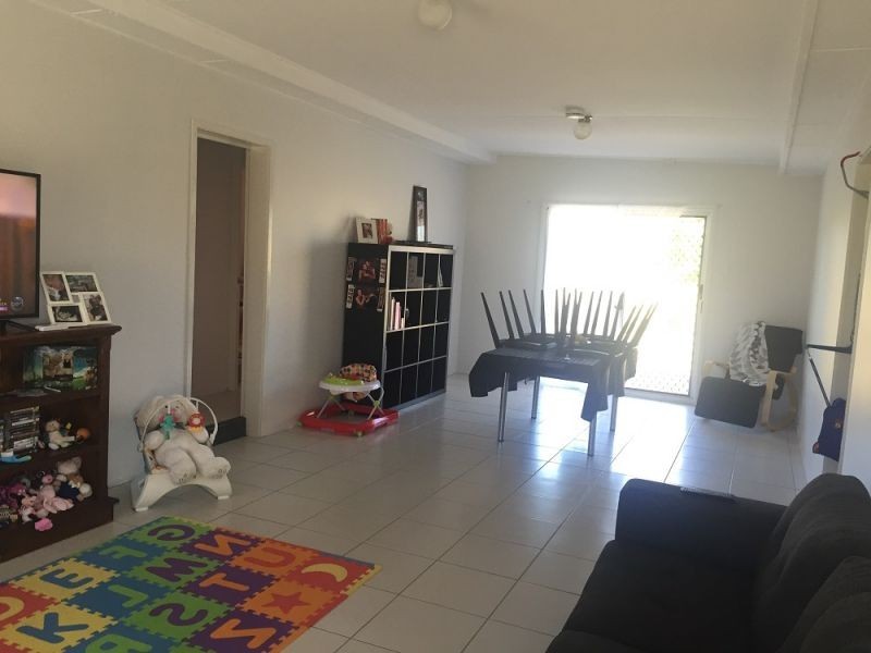 Acacia Hills NT 0822