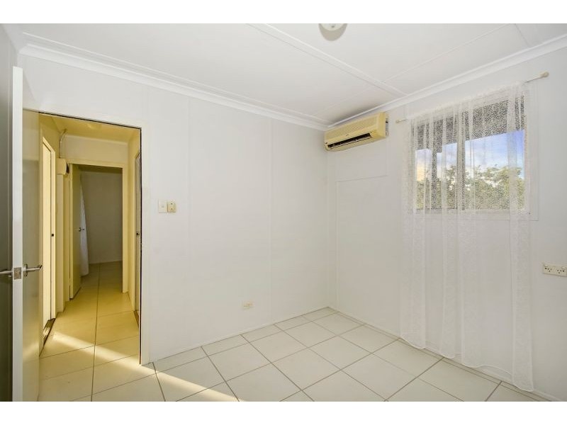 Acacia Hills NT 0822
