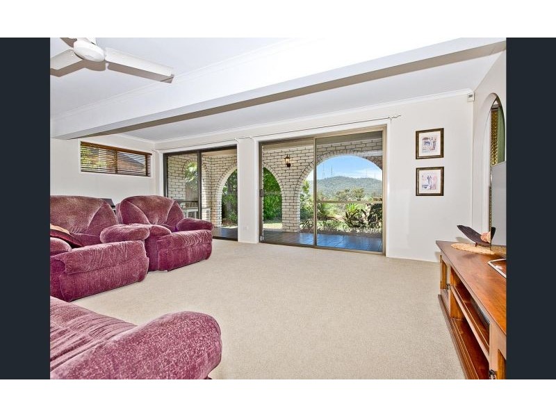 6 Trebonne Street, The Gap QLD 4061