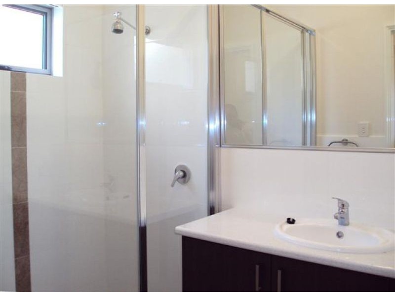 27c Eastbourne Crescent, Nollamara WA 6061