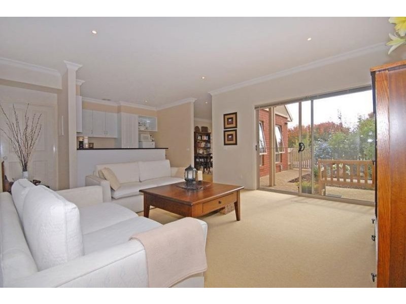 6/2 Mckelvie Court, Glen Waverley VIC 3150