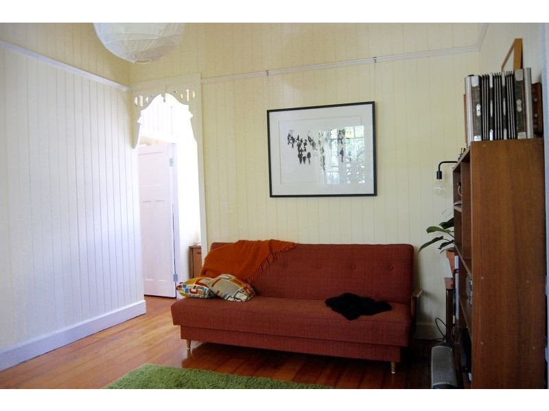 18 Primmer Street, Coorparoo QLD 4151