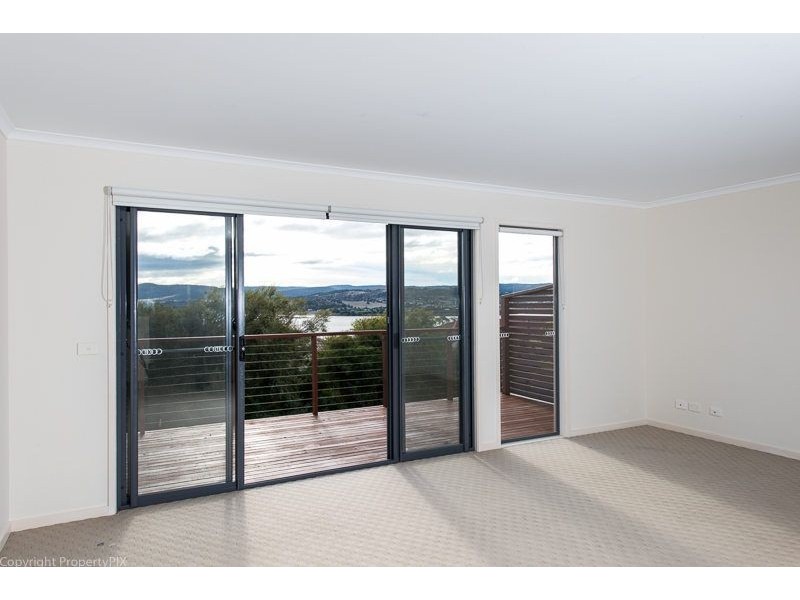 11a Northsun Place, Midway Point TAS 7171