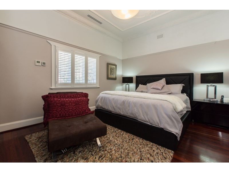 37 Loftus Street, Nedlands WA 6009