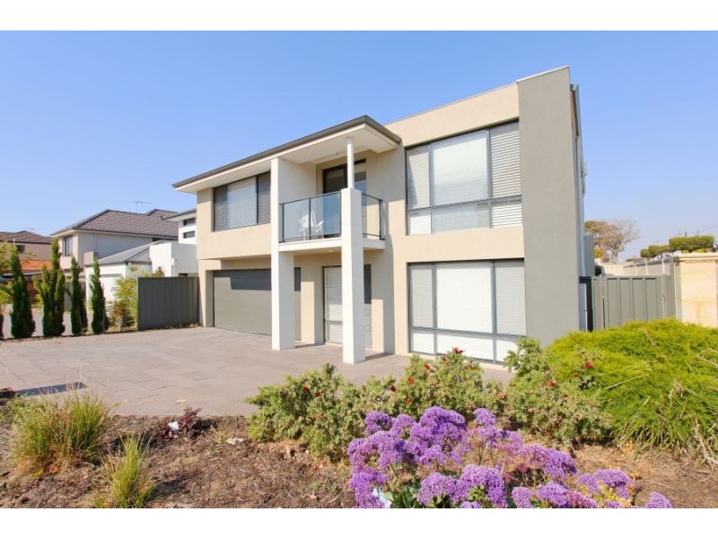 128c Huntriss Road, Doubleview WA 6018