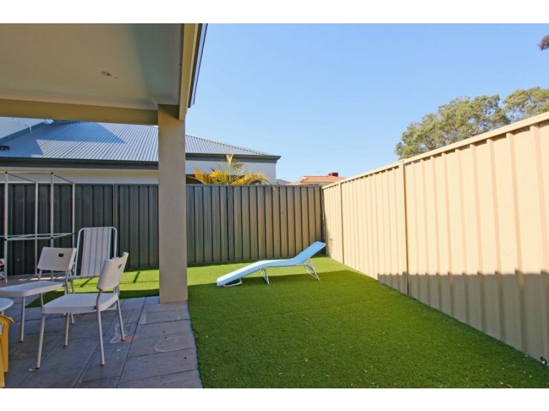 128c Huntriss Road, Doubleview WA 6018