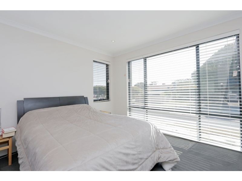 128c Huntriss Road, Doubleview WA 6018