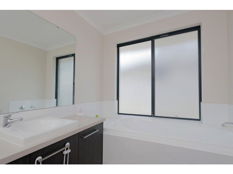 128c Huntriss Road, Doubleview WA 6018