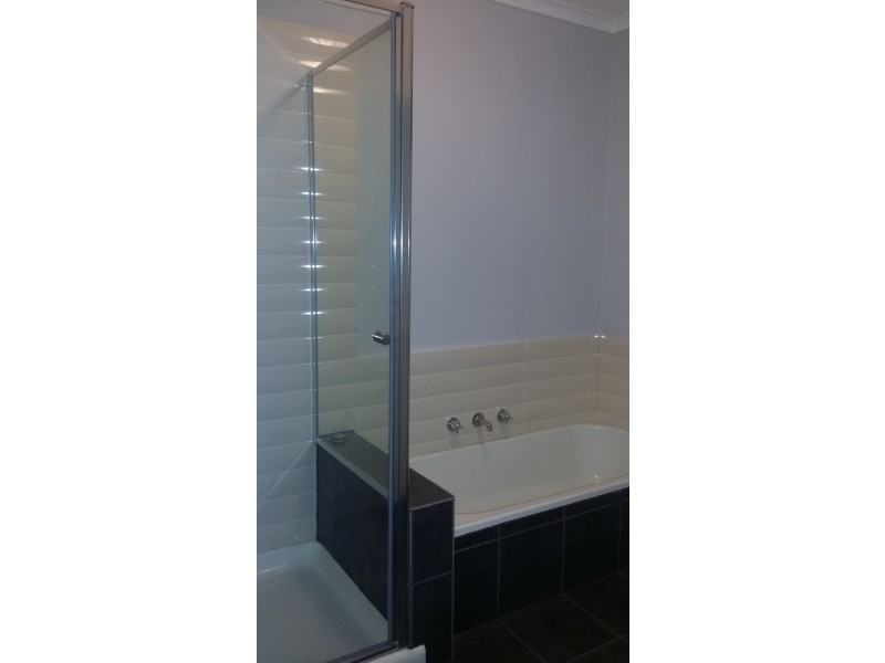 42 Mclaughlin St, Ardeer VIC 3022