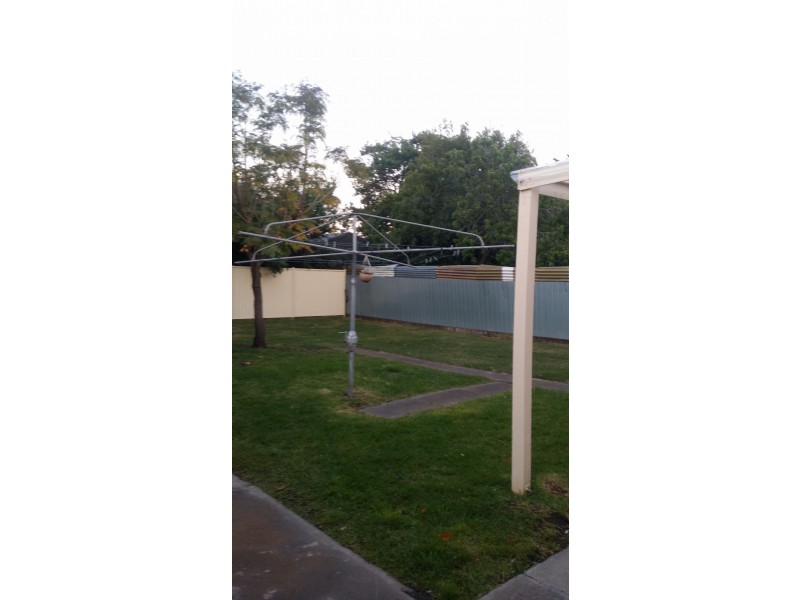 42 Mclaughlin St, Ardeer VIC 3022