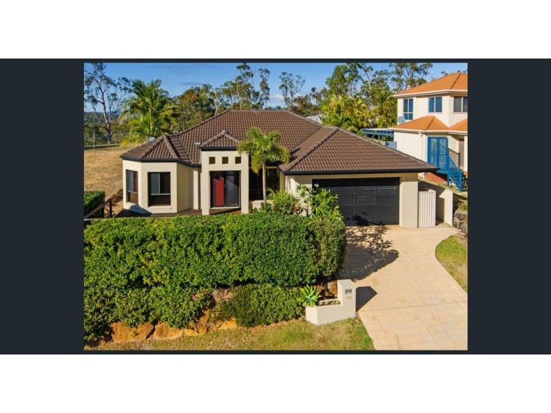 82 Kincaid Drive, Highland Park QLD 4211