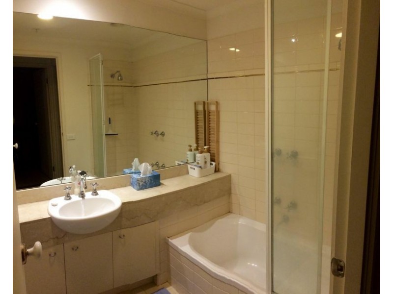 102/88 Park Street, South Melbourne VIC 3205