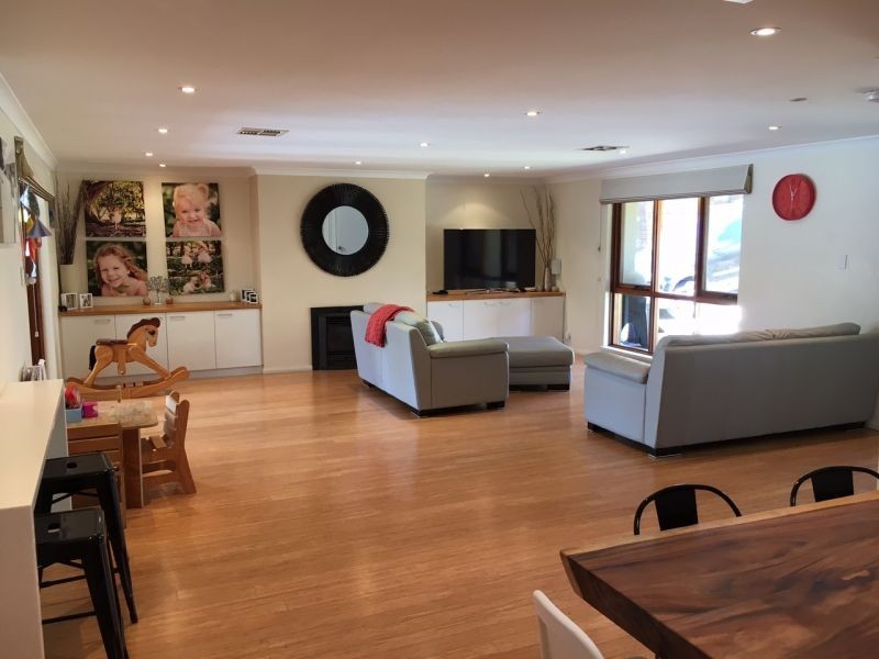 13 Corbett Way, Booragoon WA 6154