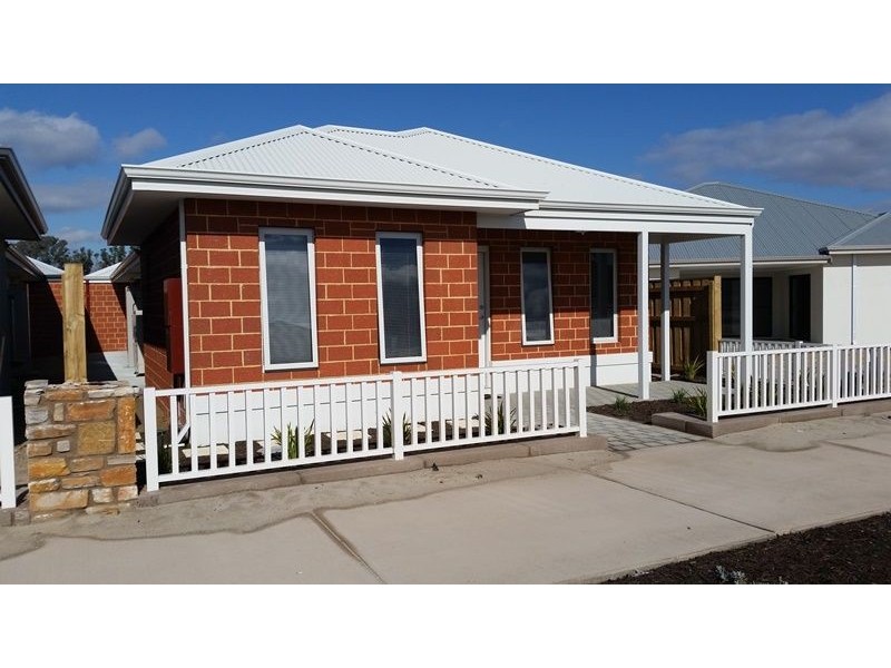 225 Dalmilling Drive, The Vines WA 6069