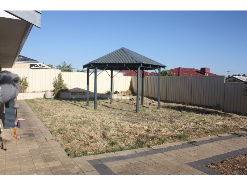 106 East Road, Pearsall WA 6065