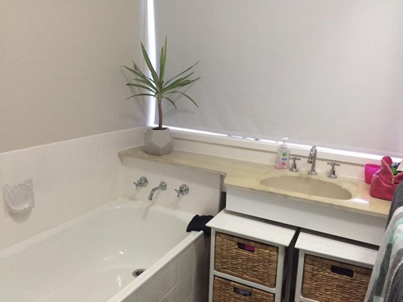 8 Red Knights Road, Sandy Bay TAS 7005