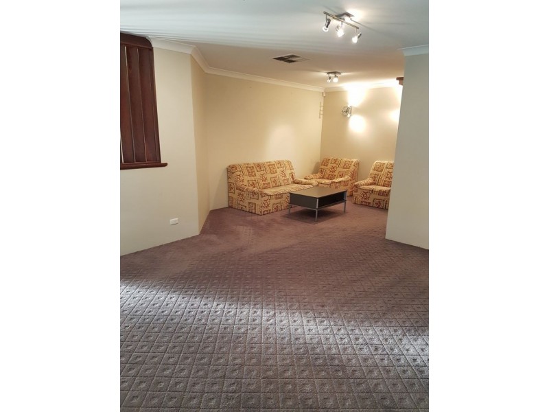 99 Hamilton Street, Cannington WA 6107