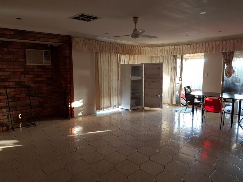 99 Hamilton Street, Cannington WA 6107