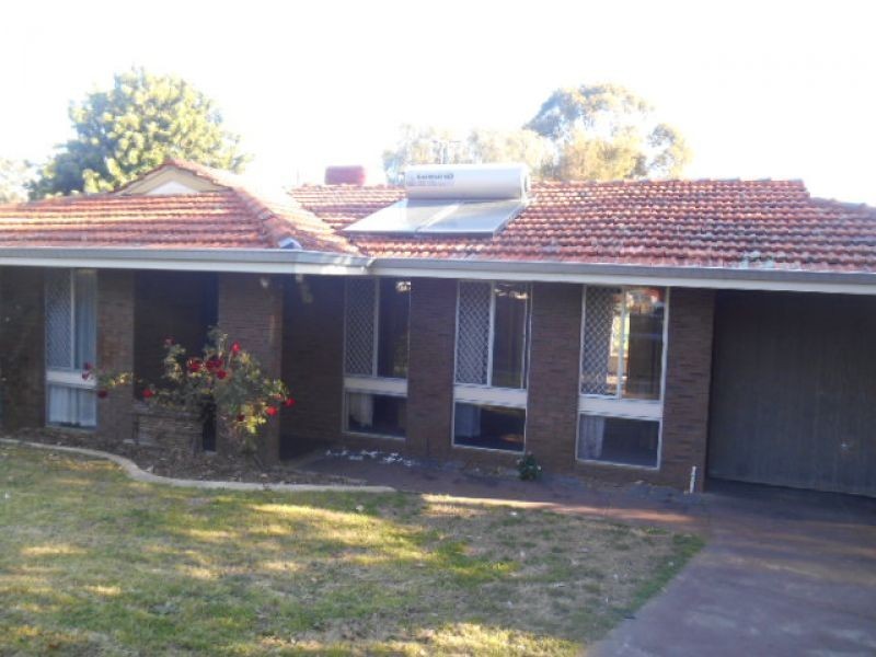 4 Christie Court, Wanneroo WA 6065