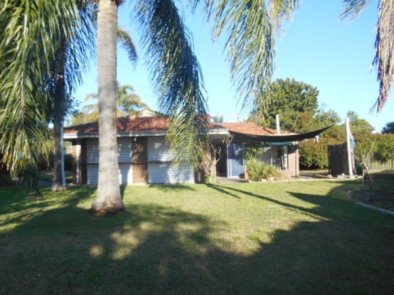 4 Christie Court, Wanneroo WA 6065