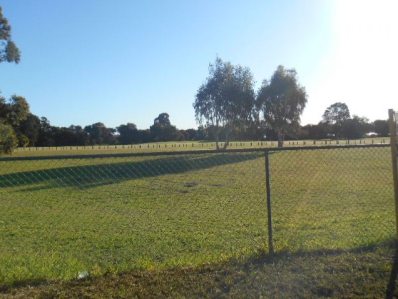 4 Christie Court, Wanneroo WA 6065