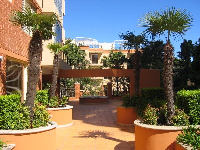 12/47 Lithgow Street, St Leonards NSW 2065