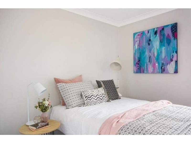 2 Gleneagle Parade, North Nowra NSW 2541