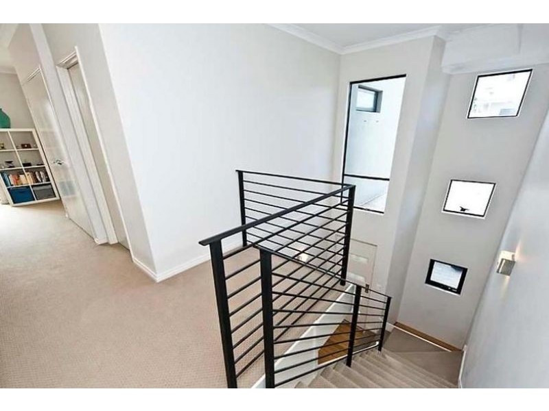 4/56 Spinnaker Heights, Yangebup WA 6164