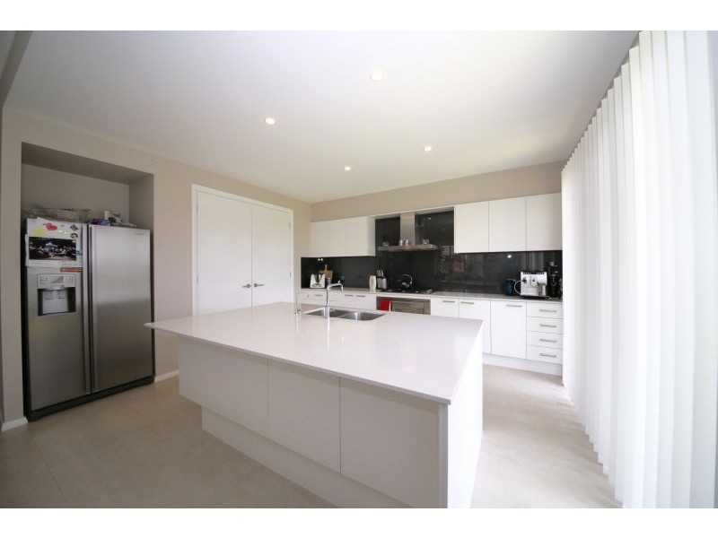 27 McCullough St, Cooranbong NSW 2265