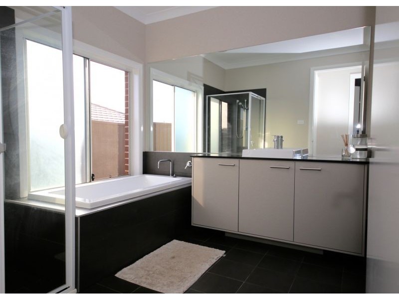 27 McCullough St, Cooranbong NSW 2265