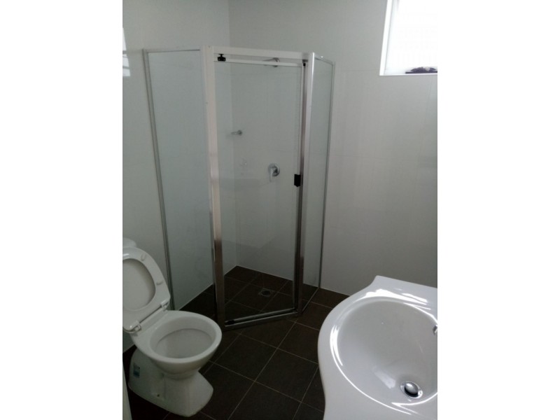 12/4 Barangaroo Road, Toongabbie NSW 2146