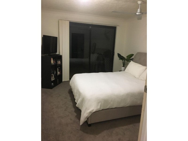 11/24 Slatyer Avenue, Bundall QLD 4217