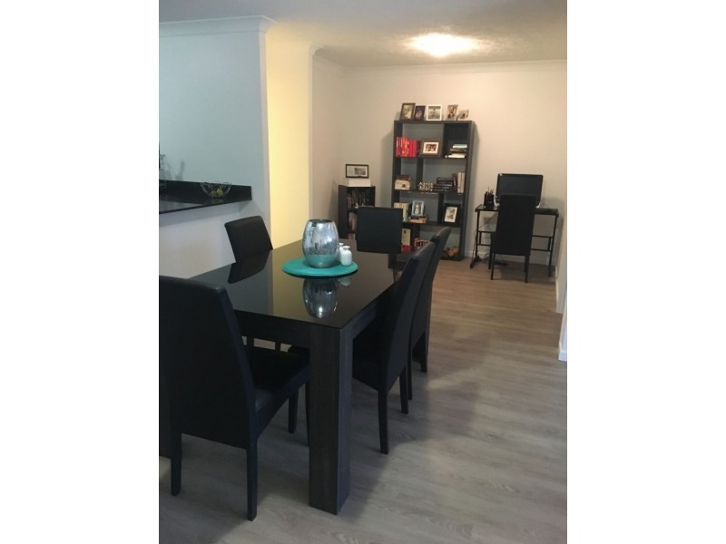 11/24 Slatyer Avenue, Bundall QLD 4217