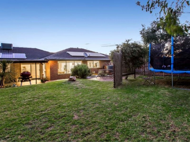 10 Beaumont, Frankston VIC 3199