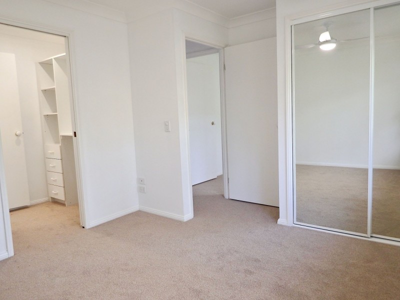 46/360 Simpsons Rd, Bardon QLD 4065